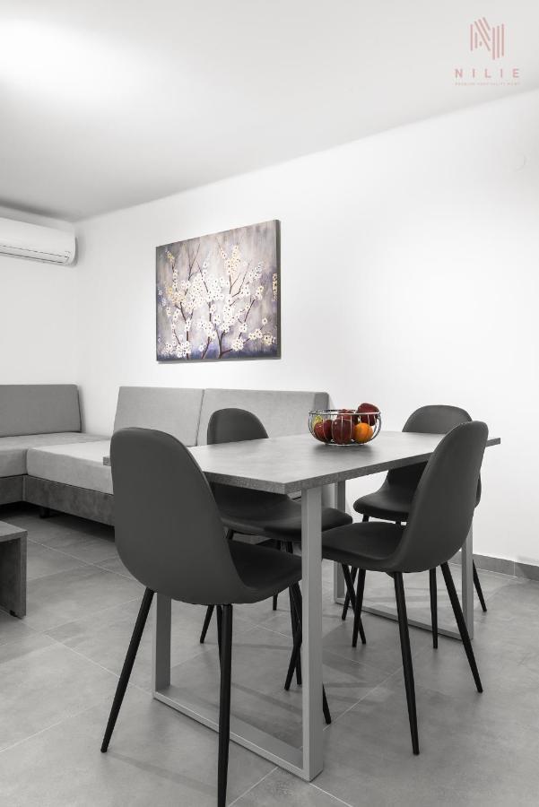 Consul, Nilie Hospitality Mgmt Apartment Солун Екстериор снимка
